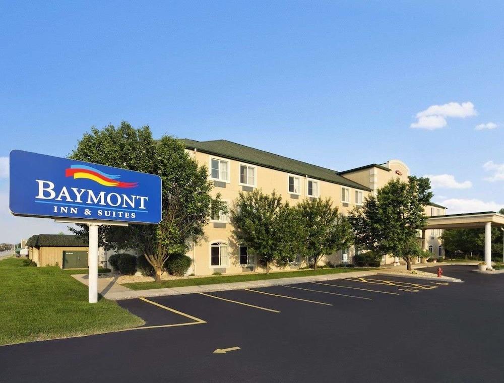 Comfort Inn Dekalb - Adjacent The University Exterior photo