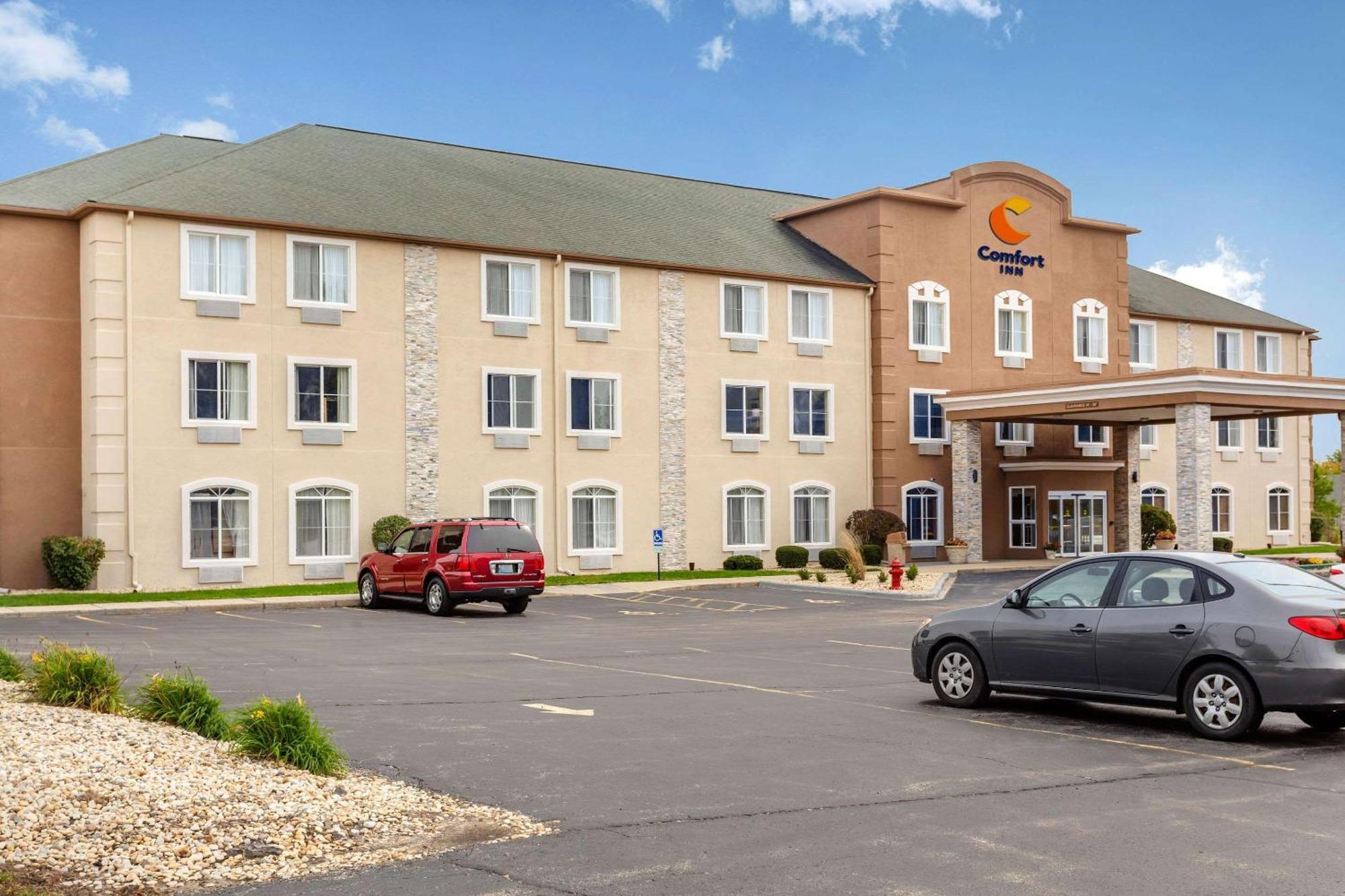 Comfort Inn Dekalb - Adjacent The University Exterior photo